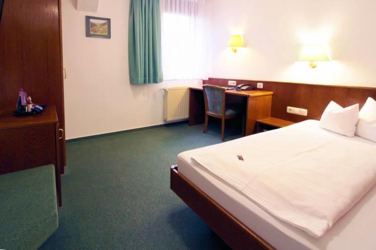 Hotel Promenadenhof Weissensee  エクステリア 写真