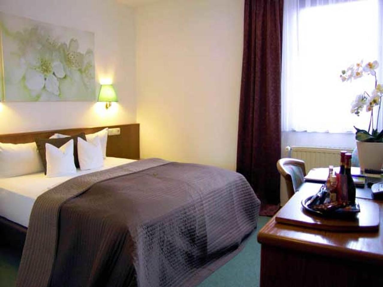 Hotel Promenadenhof Weissensee  エクステリア 写真